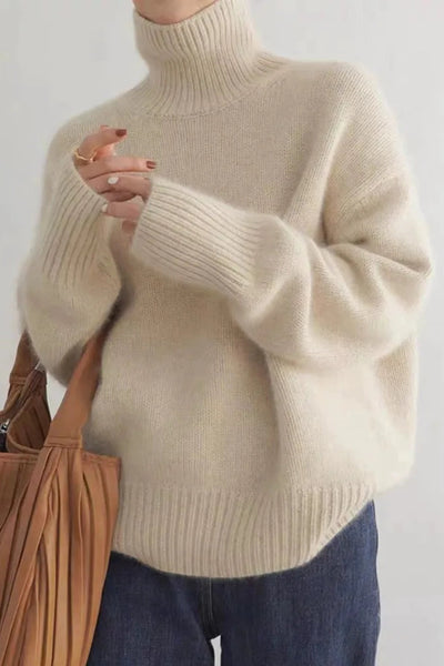 NOOR | SOFT TURTLENECK SWEATER